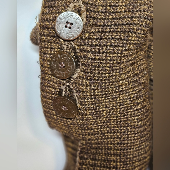 UGG Women's Classic Cardy Boots, Chocolate, US Sz 9 - Picture 6 of 16